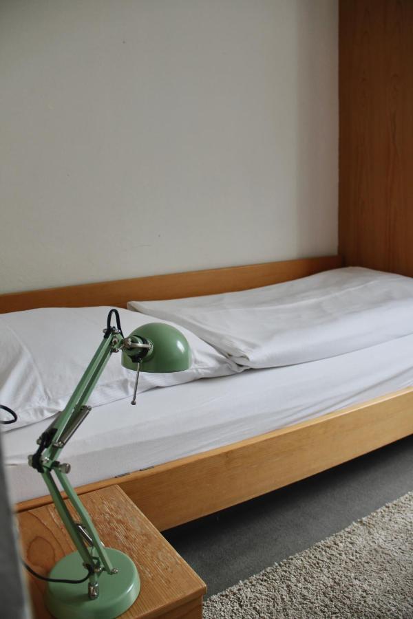 Schildwirtschaft Zum Rothen Ochsen Hotel Laupheim Bagian luar foto